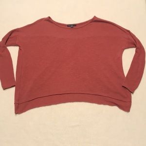 American Eagle gauze like sweater, split back, salmon, XS